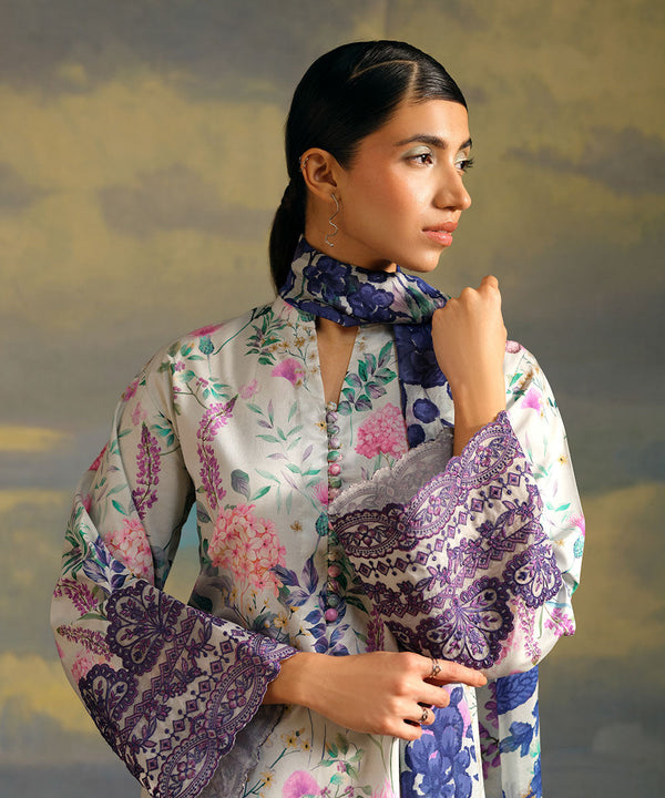 3 Piece - Embroidered Lawn Suit