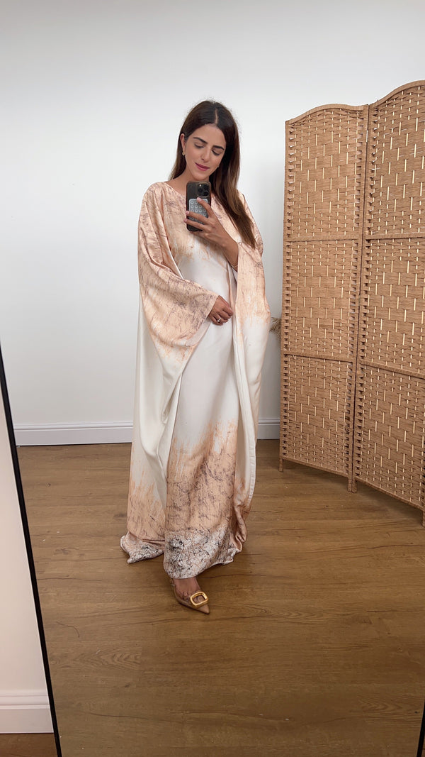 Floria kaftan in peach