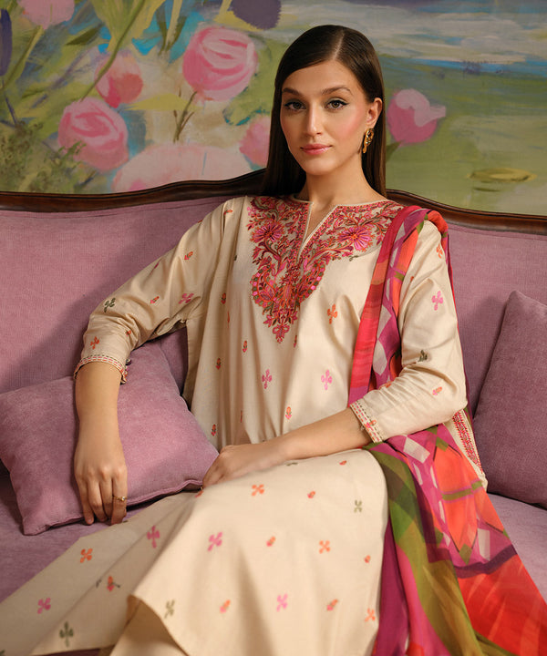 3 Piece - Embroidered Lawn Suit